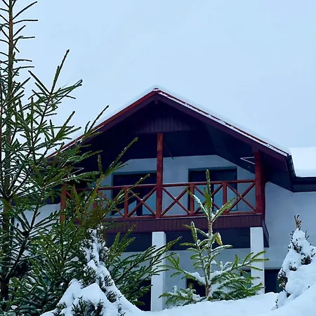 Villa Villagoria з теплим басейном