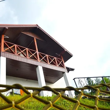 Villa Villagoria з теплим басейном